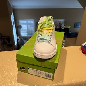❌SOLD❌ adidas x disney stan smith tinkerbell shoes